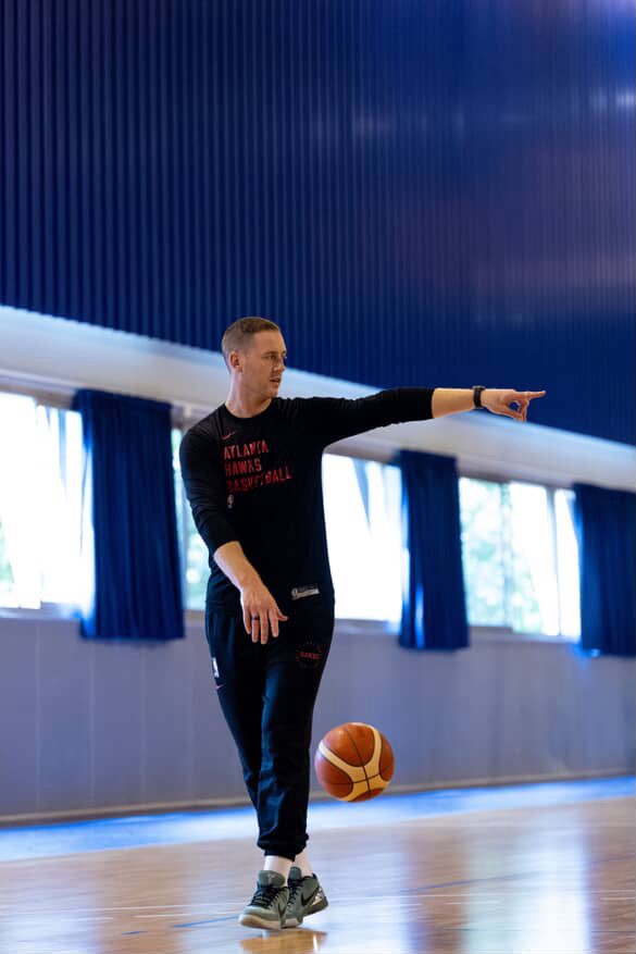 JQiVm, 往巴黎并和