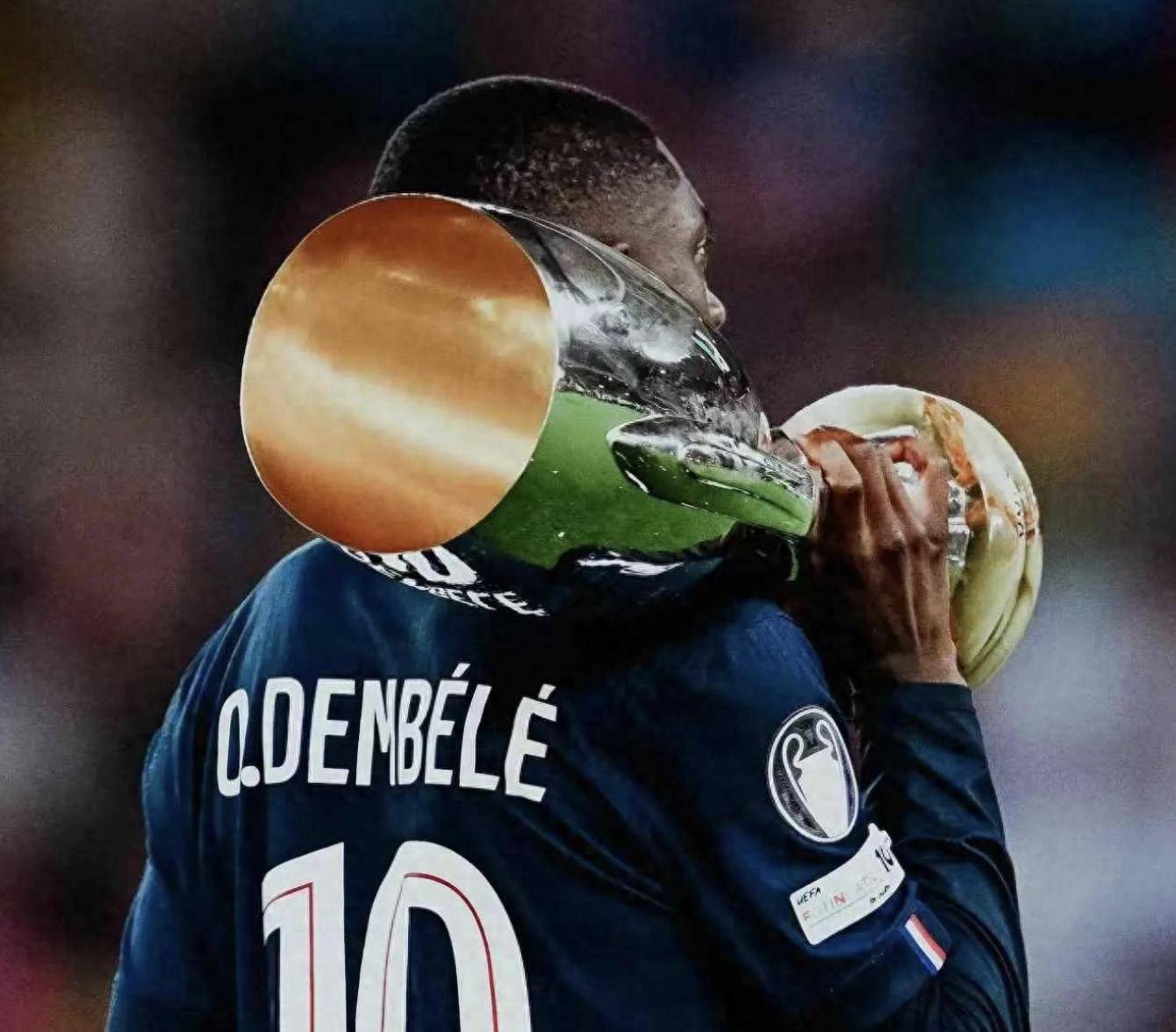 队中的璀璨, 不由令人心