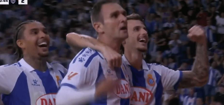 守到了小禁, 给西班牙人, 达德尔禁区