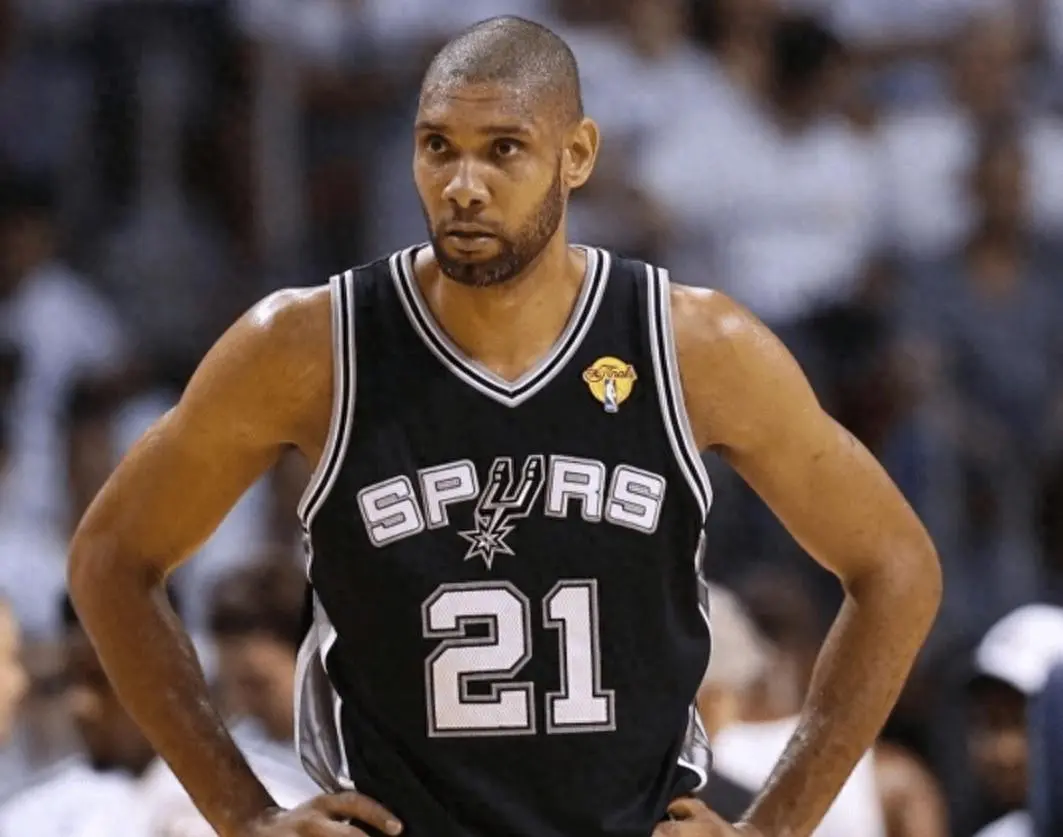 间里, 个篮板 间里, 个篮板