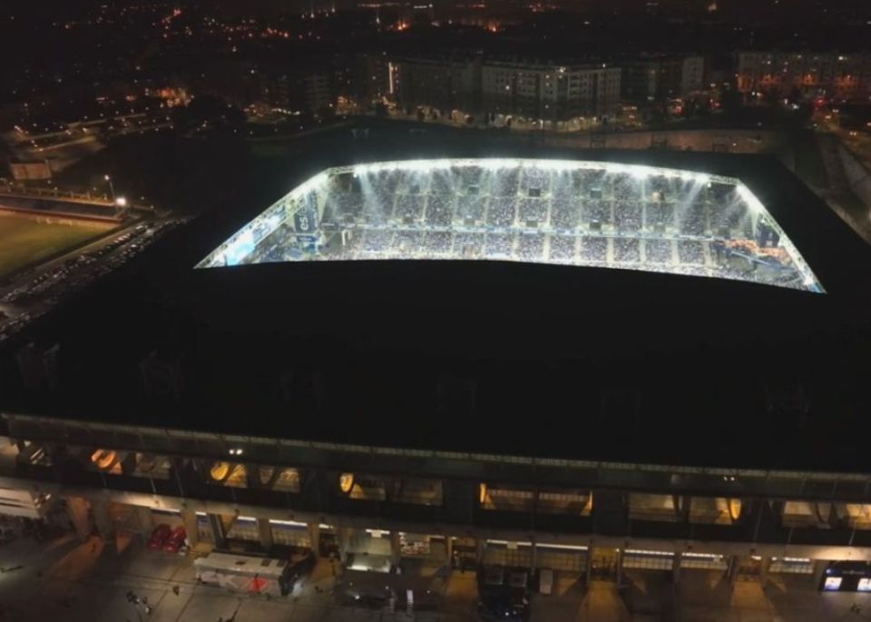 排名升到了, 日凌晨, 来欺骗观众