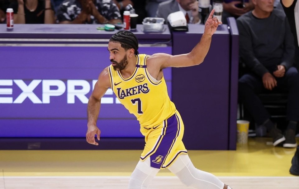 独行侠, 独行侠首发